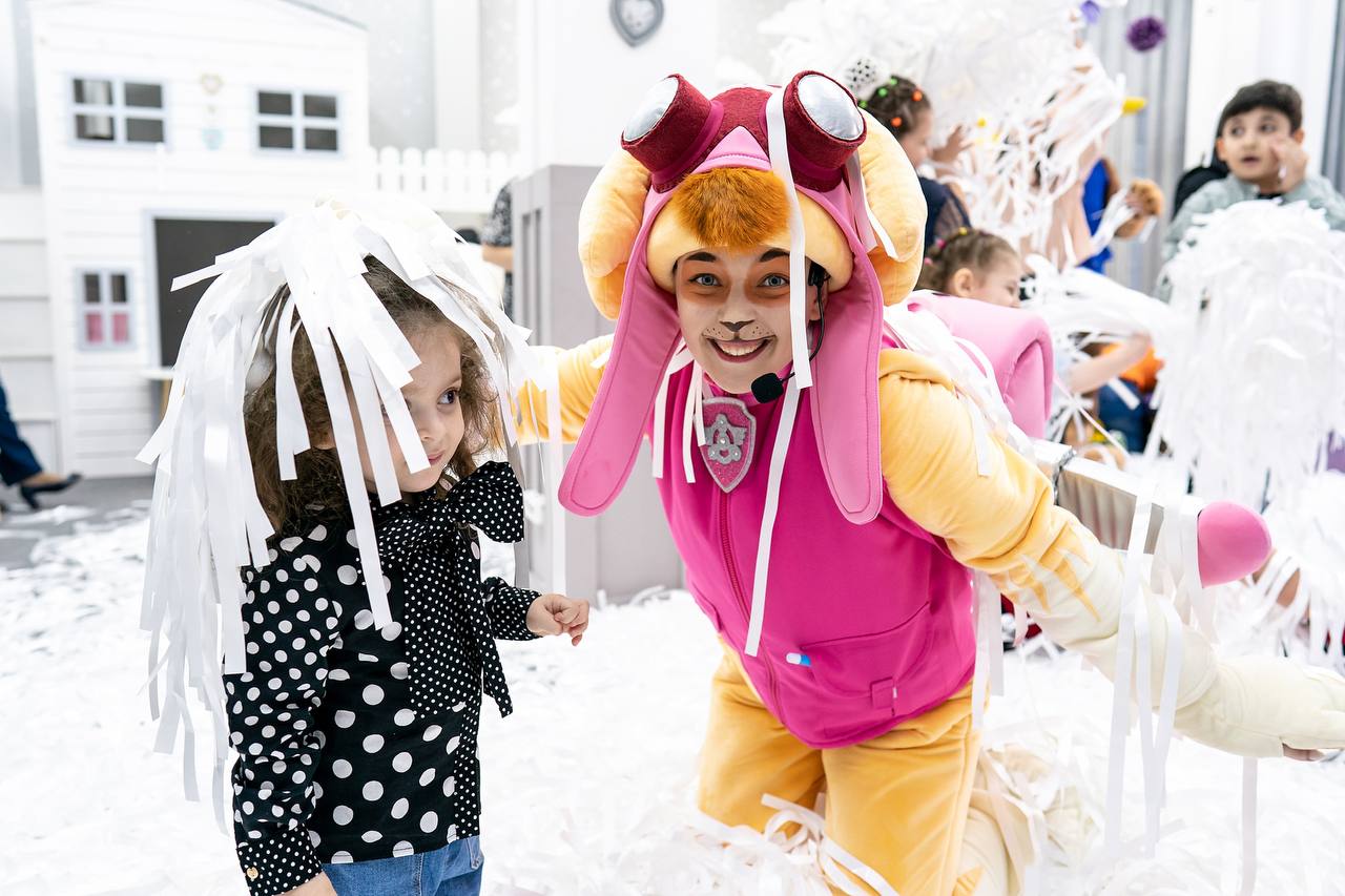 Стильный VIP-праздник в семейной студии