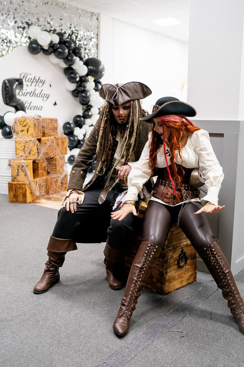 Стильный VIP-праздник в семейной студии