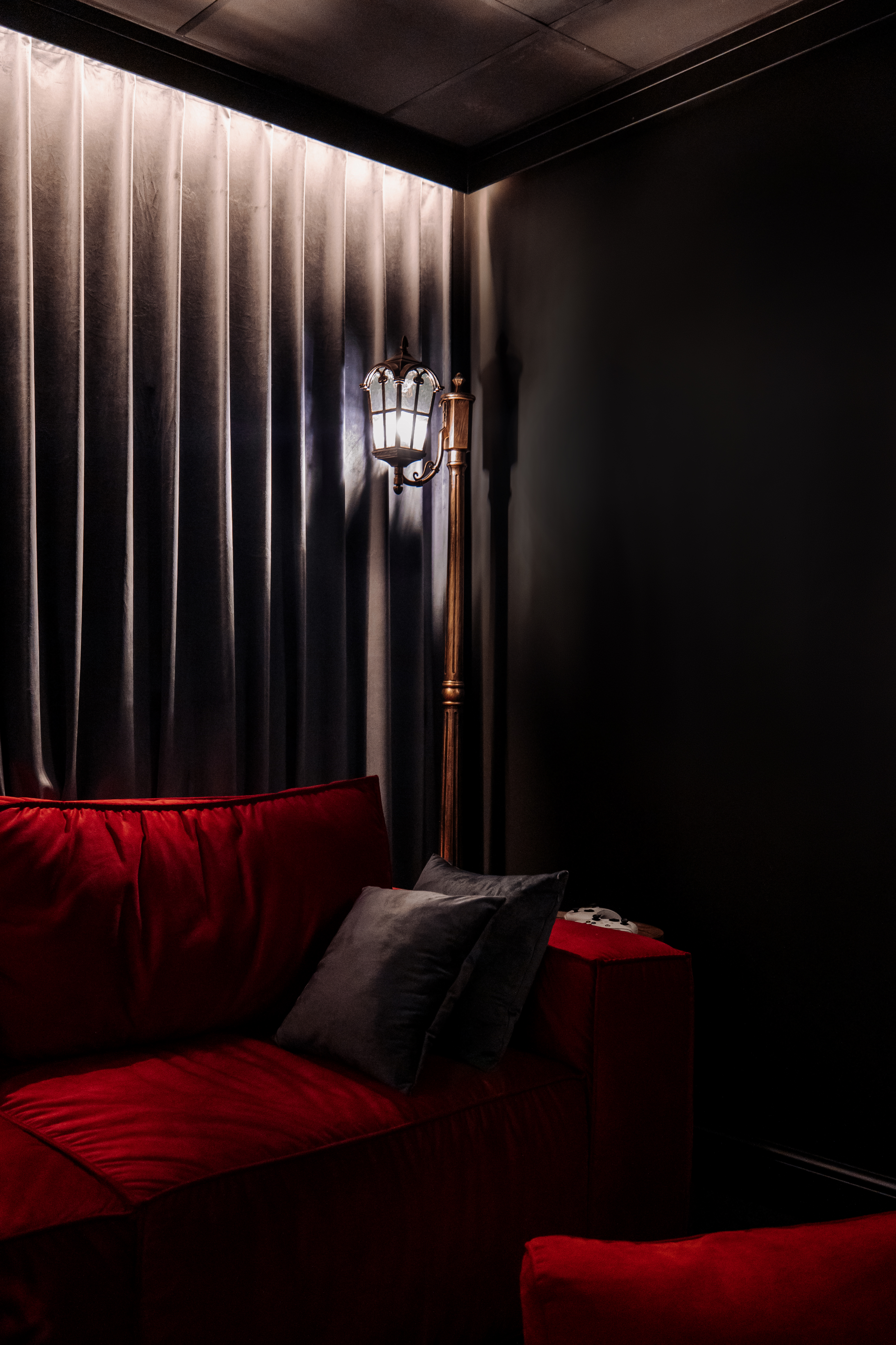 Романтическое свидание в антикинотеатре