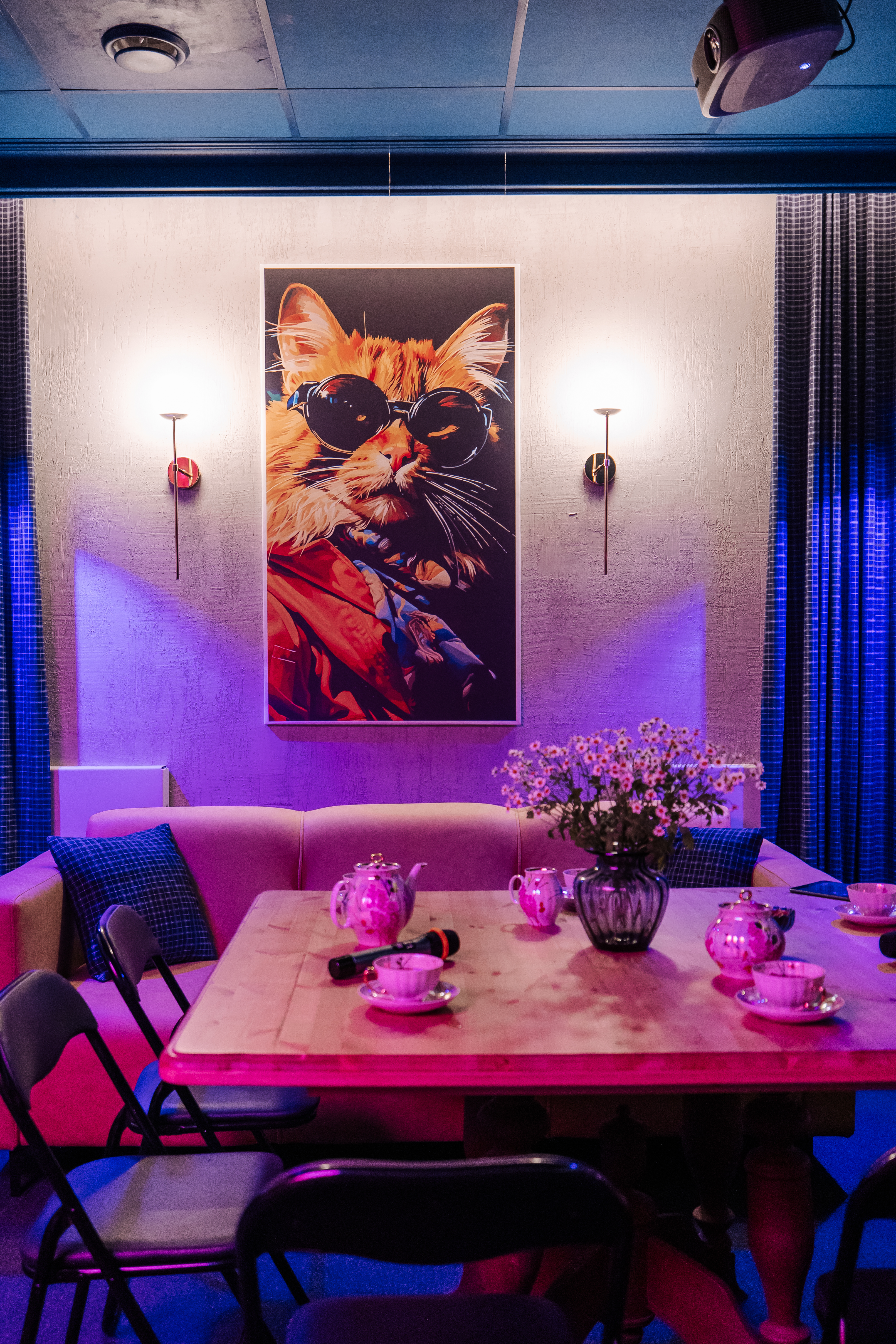 Романтическое свидание в антикинотеатре