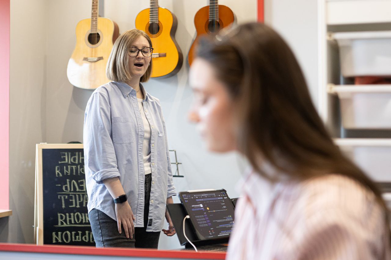 Индивидуальное занятие по игре на фортепиано