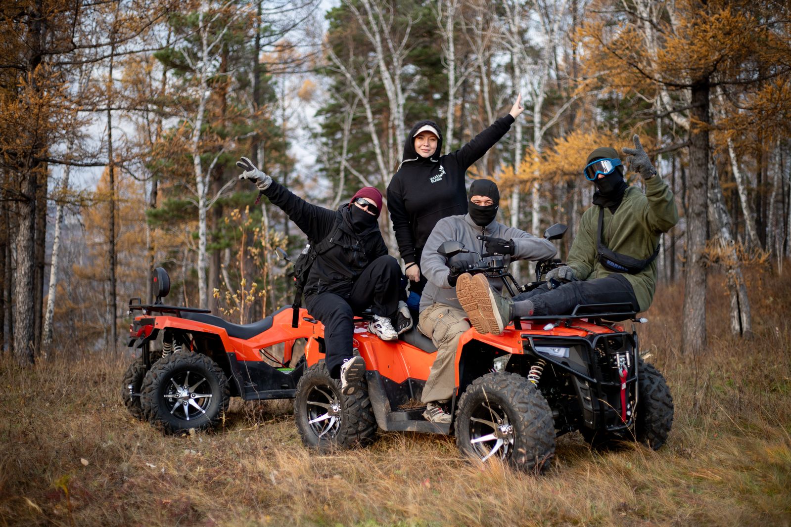 Катание на квадроциклах по скале "Чертов палец"