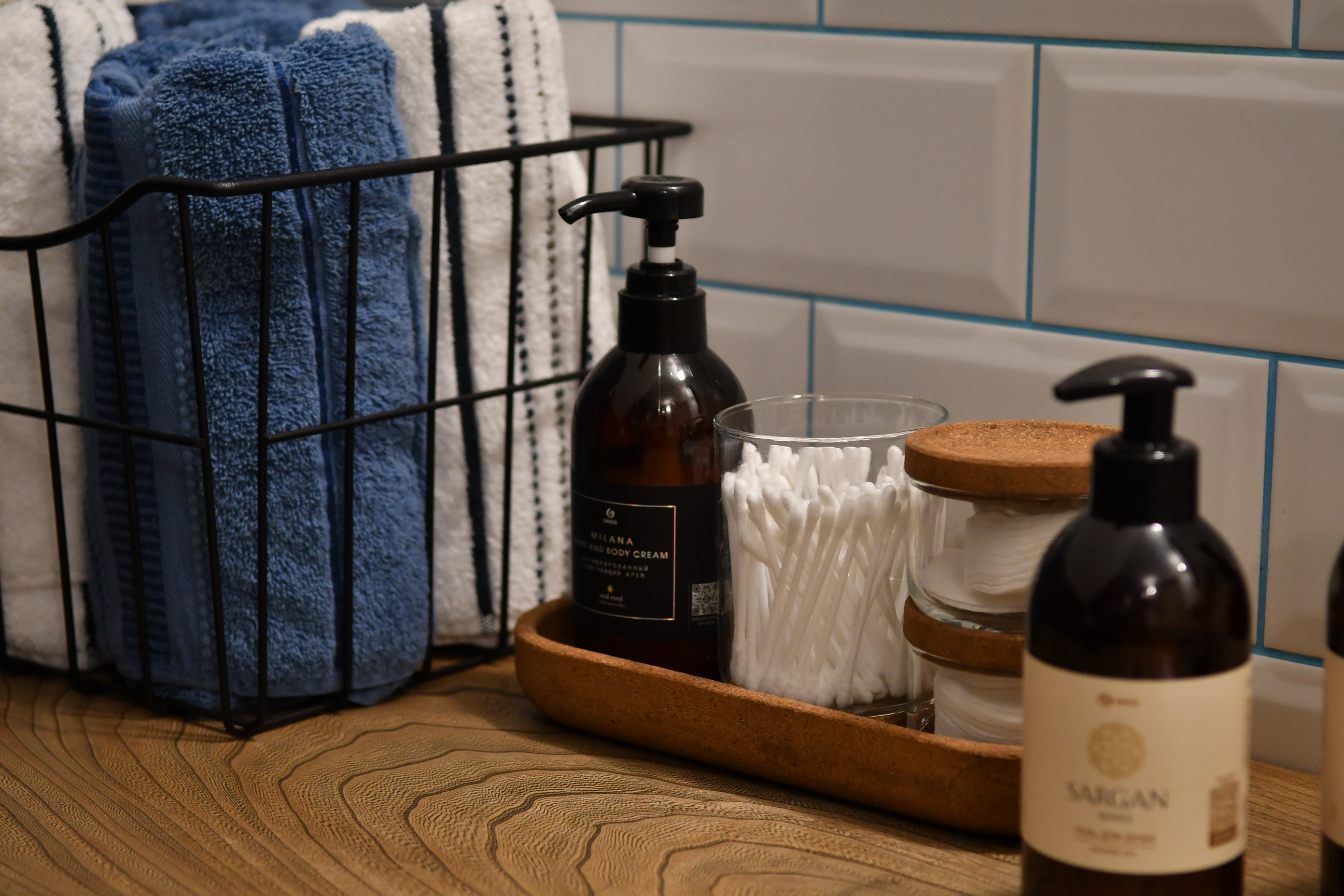 Отдых в А-фрейм домике у пруда