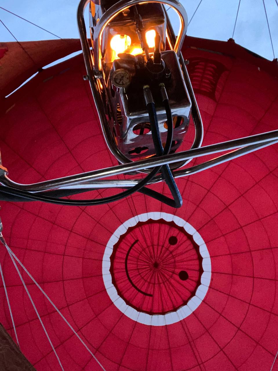 Романтическая фотосессия для двоих с воздушным шаром