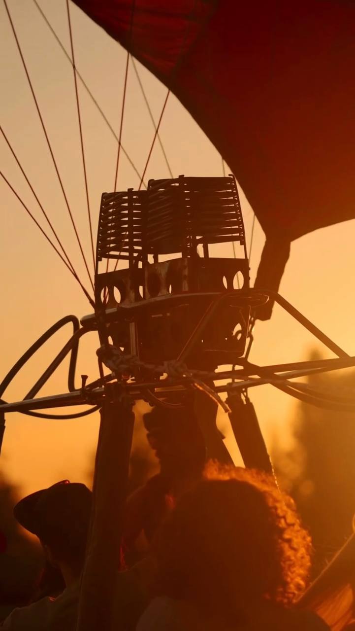 Фотосессия для компании с воздушным шаром