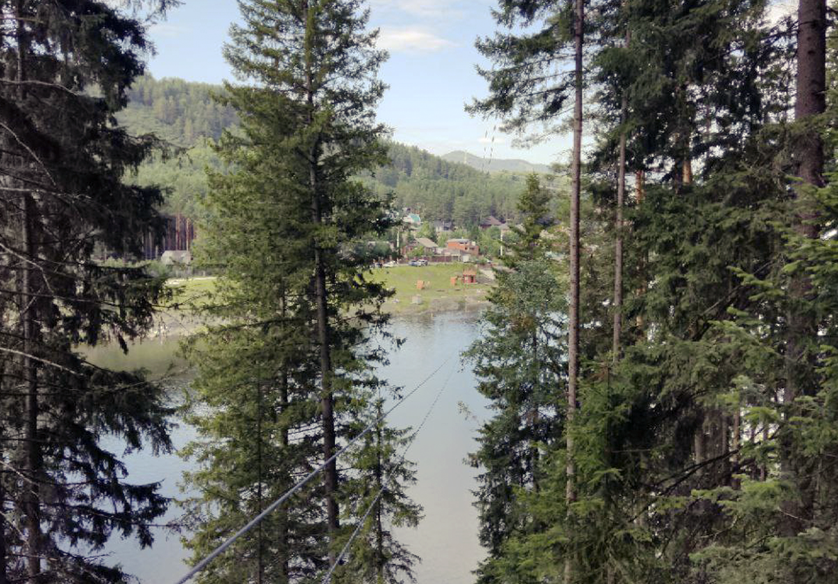 Троллей через Ману