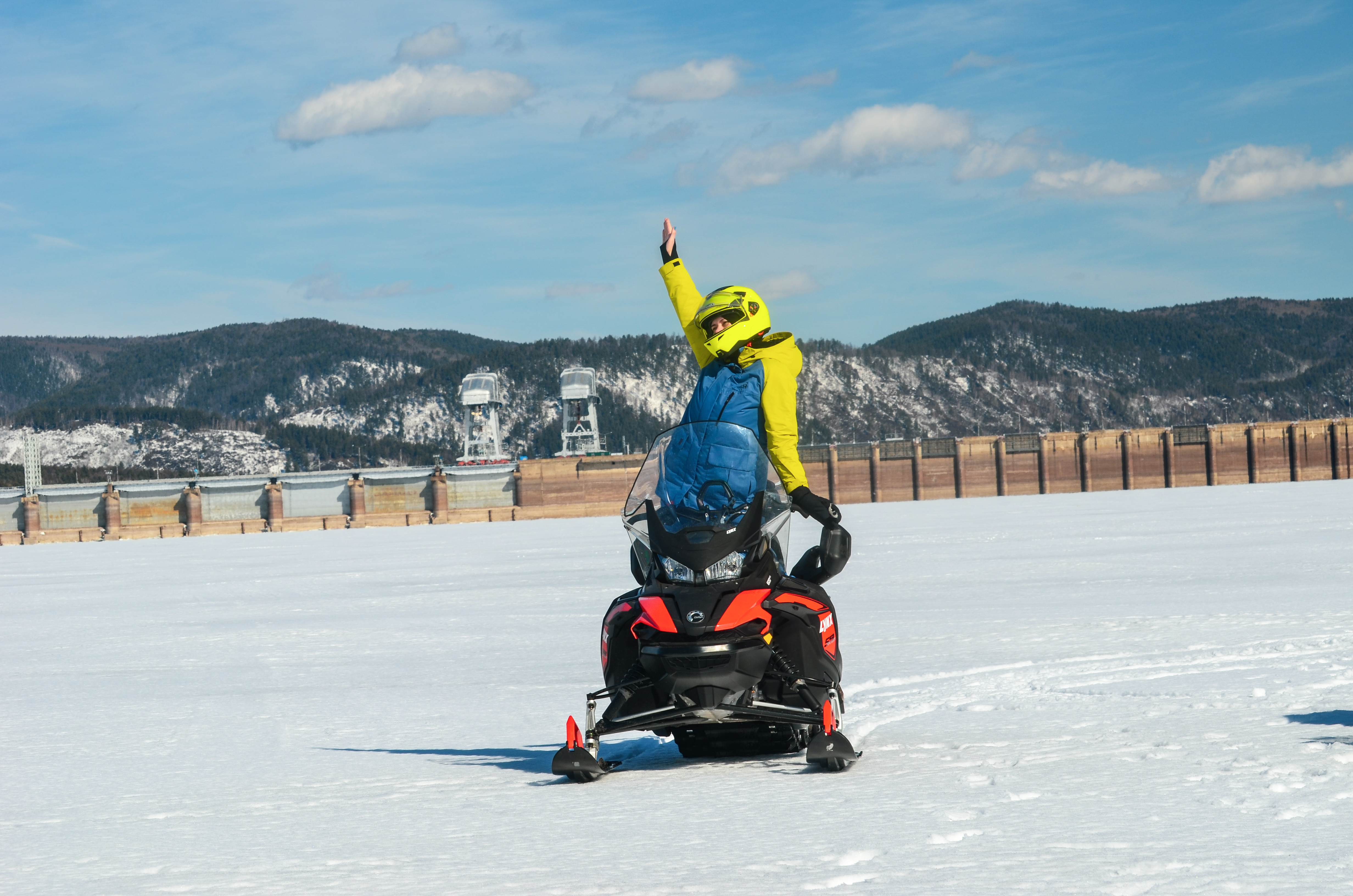 Тур "Активный день": снегоход + шашлык