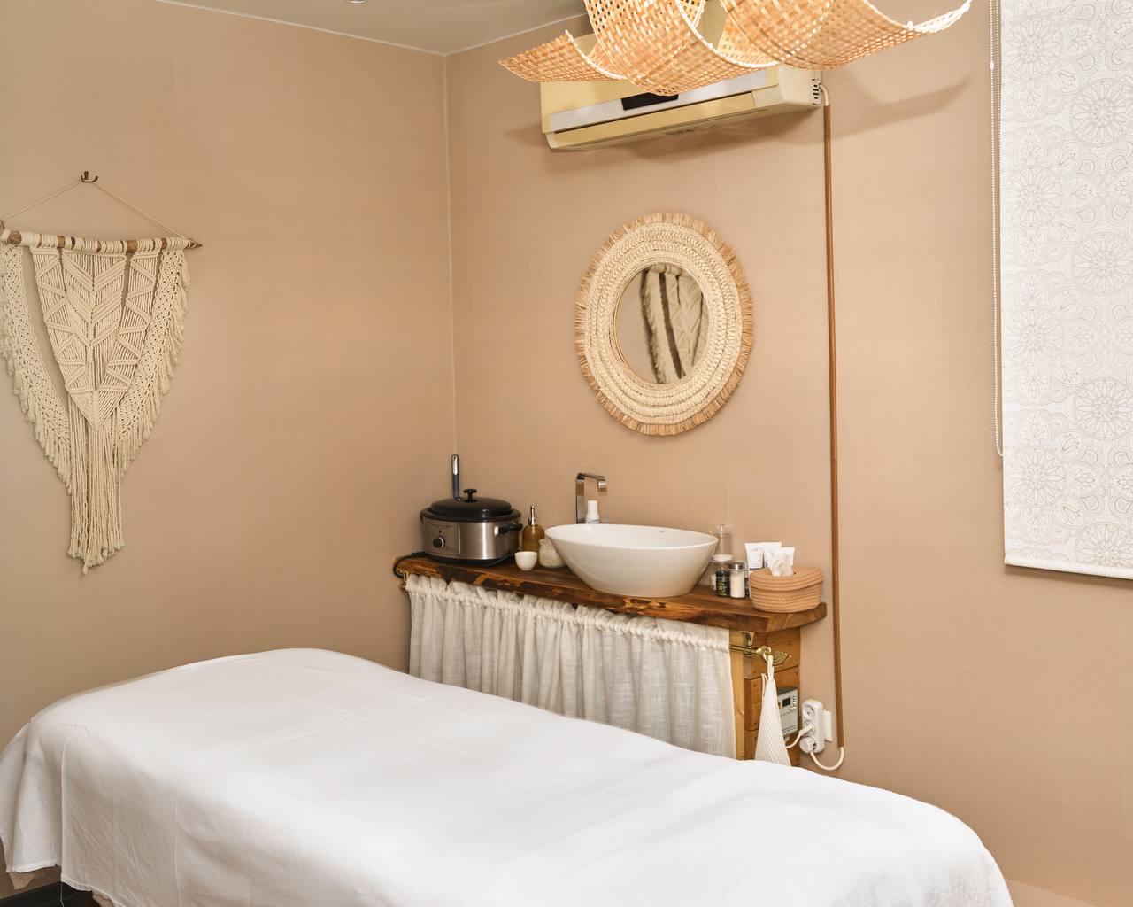 Массаж воротниковой зоны