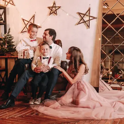 Семейная фотосессия в студии