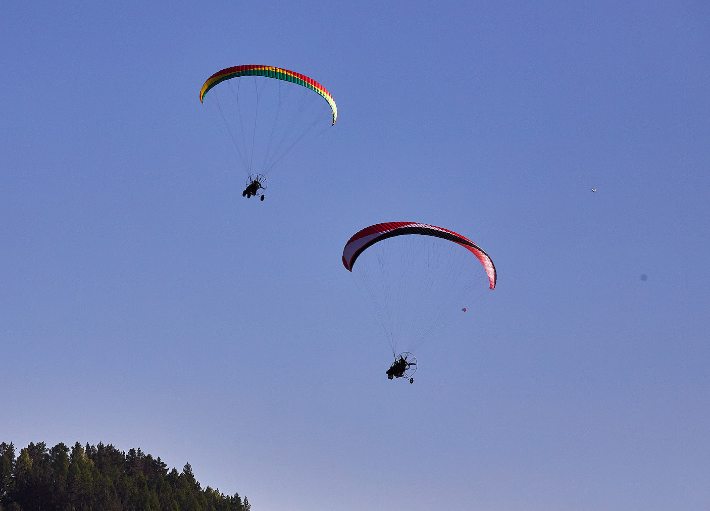 Синхронный полет на мотопараплане для двоих