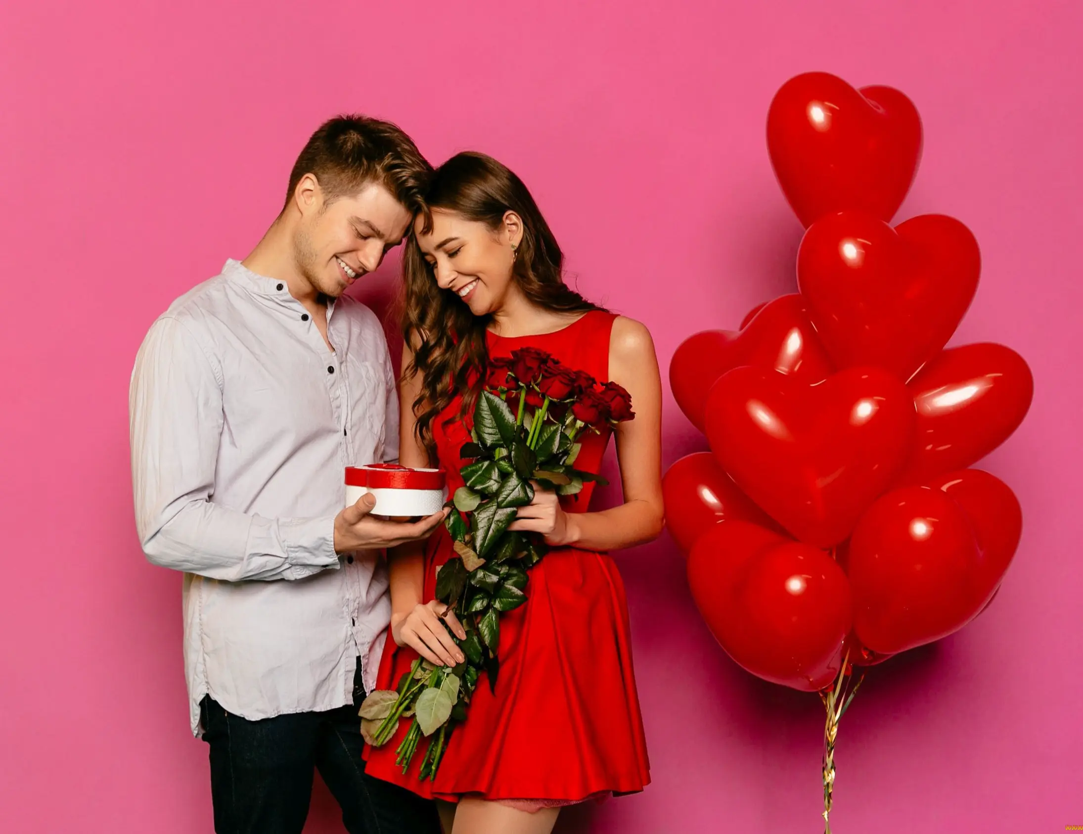 Оригинальные подарки для влюбленных пар