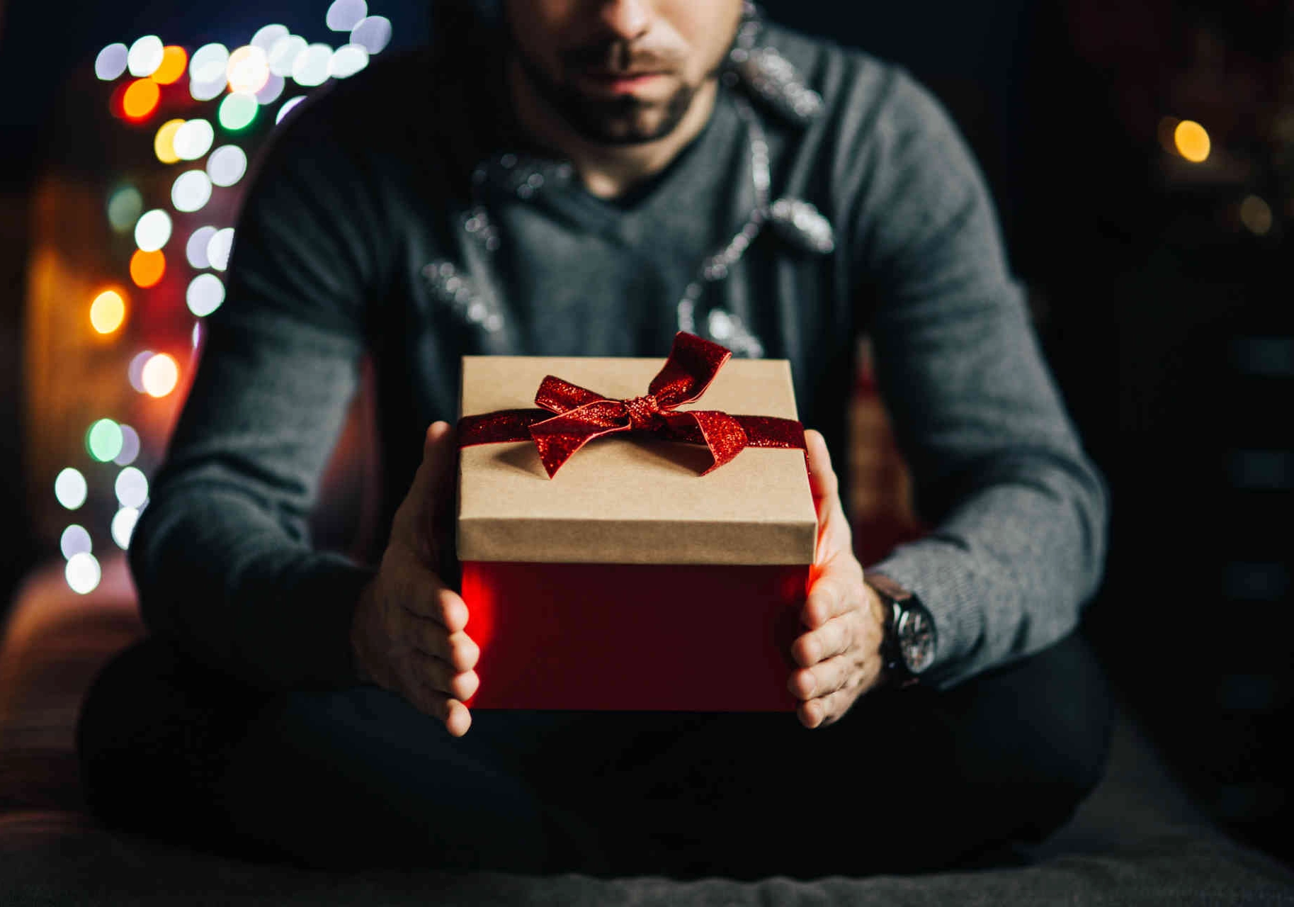 Что подарить военному на день рождения